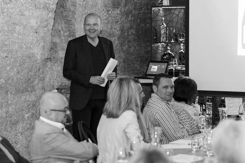 Winebankers Table In good company mit Veltliner, Chardonnay, Zweigelt & Co. - Ein Streifzug durch das Sortiment der ///RW Winery.